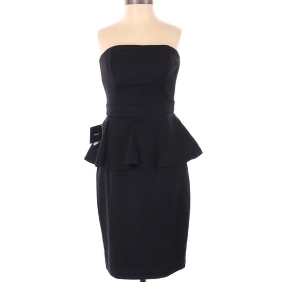 White House Black Market Dresses & Skirts - WHBM black strapless cocktail dress NWT